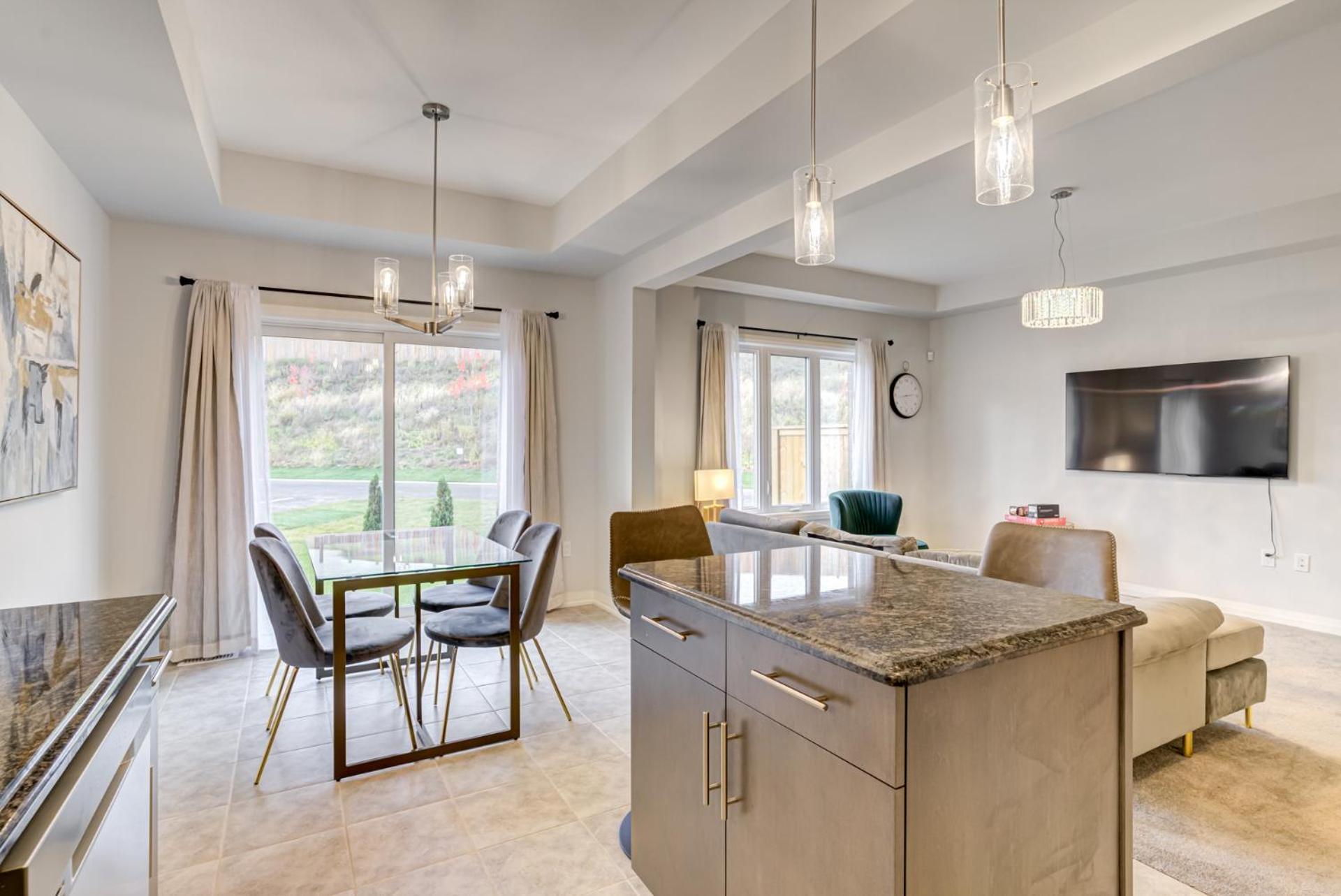 Luxury Living At The Falls - 4 Bed House 나이아가라 폭포 외부 사진
